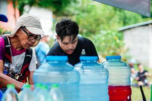 BIB: 
                            <button type="button" onclick="openModal(25059750)" class="btn btn-primary btn-sm float-right btn-popup" data-toggle="modal" data-target=".modal-high-quality">
                        <i class="fas fa-shopping-cart"></i> Add to Cart
                    </button>
                                            <button type="button" onclick="isThisMe(25059750, true)" class="btn btn-success btn-sm float-right btn-popup btn-isme hidden" data-toggle="tooltip" data-placement="bottom" title="นี่คือรูปของคุณใช่ไหม คลิกที่นี่เพื่อเอาเข้าอัลบั้ม">
                        <i class="fas fa-plus"></i> Add to album
                    </button>
                    <button type="button" onclick="isThisMe(25059750, false)" class="btn btn-warning btn-sm float-right btn-popup btn-isnotme hidden">
                        <i class="fas fa-ban"></i> Remove from album
                    </button>